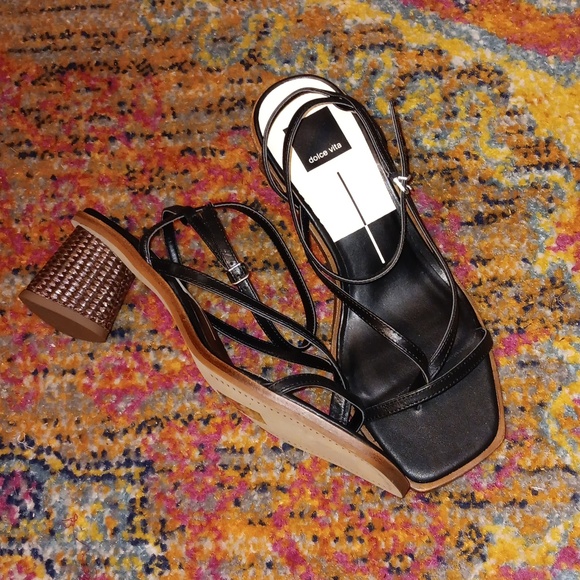 Dolce Vita Banita Sandal - Picture 4 of 4